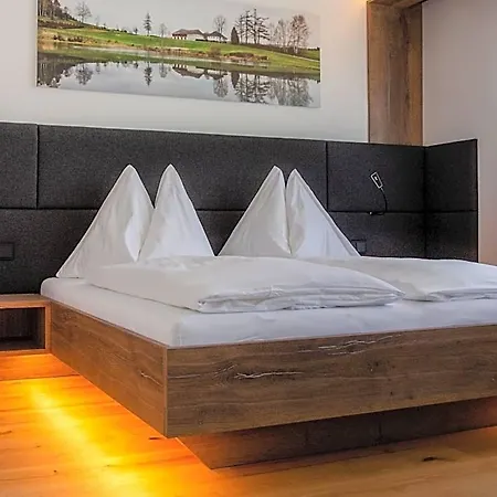 Hotel Mitten In Der Welt - Gh Roither