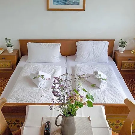 Hotel Mitten In Der Welt - Gh Roither 3*