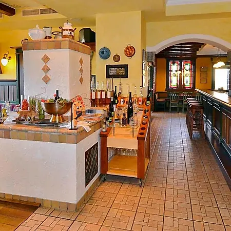 Hotel Mitten In Der Welt - Gh Roither