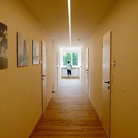 Mitten In Der Welt - Gh Roither Hotel