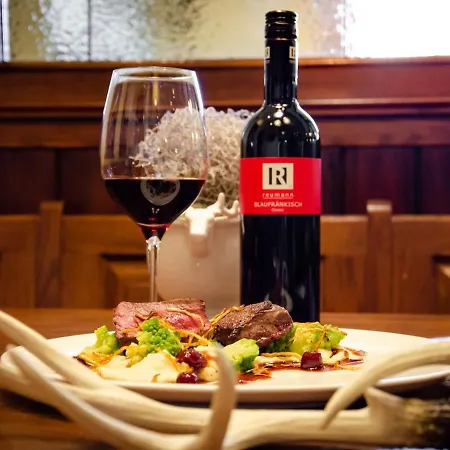 Hotel Mitten In Der Welt - Gh Roither 3*