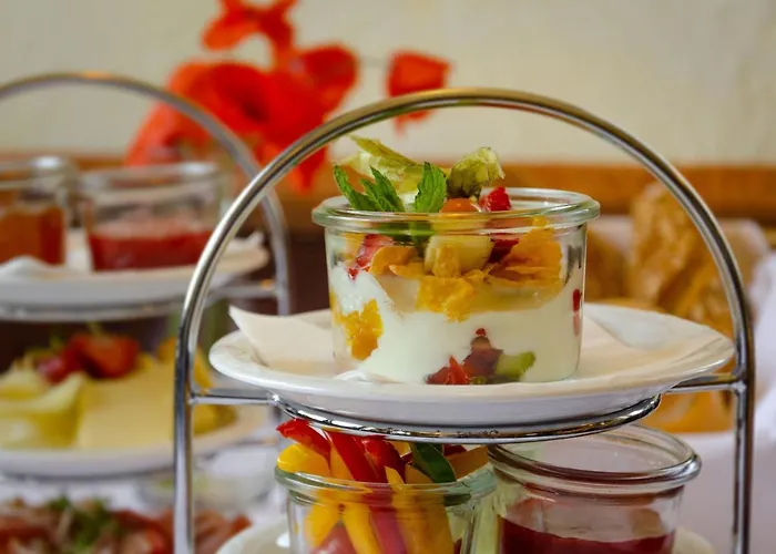 Mitten In Der Welt - Gh Roither Hotel